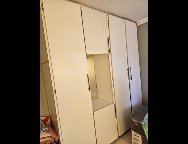 2 BEDROOM PROPERTY TO RENT IN MANIINI